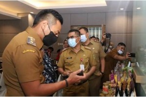 Wabup Kuningansaat menghadiri Pelatihan produk ekspor unggulan.
